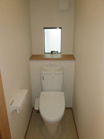 2階トイレ(内装)