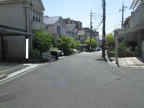 前面道路（北）・街並み(周辺)